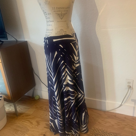 Maxi skirt - Picture 3 of 4